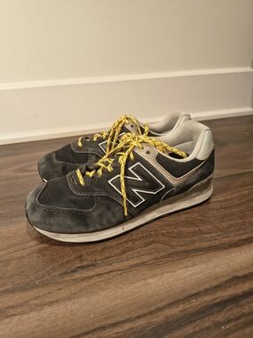 New Balance 574 Core ML574EVB 4E Extra Wide Men’s 8 Black Grey Sneakers